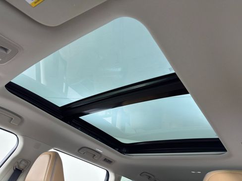 Used 2025 INFINITI QX80 Luxe w/ Cargo Package image 12