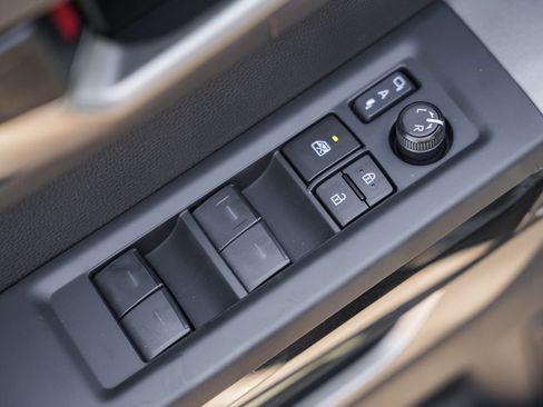 New 2026 Toyota Tundra Limited AWD/4WD image 41