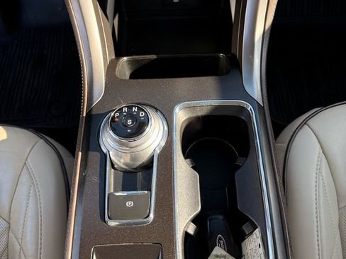 Used 2018 Ford Fusion Platinum image 22