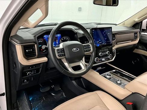 Used 2024 Ford Expedition Max Limited image 14