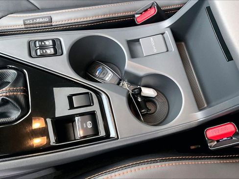 Certified 2025 Subaru Crosstrek 2.5i Limited w/ Crosstrek Mirror Package image 18