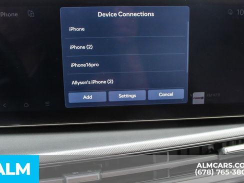 Used 2025 Hyundai Santa Fe SEL FWD image 35