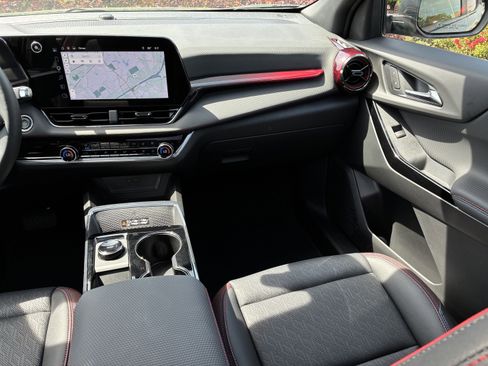 Used 2026 Chevrolet Equinox RS w/ Convenience Package III image 20