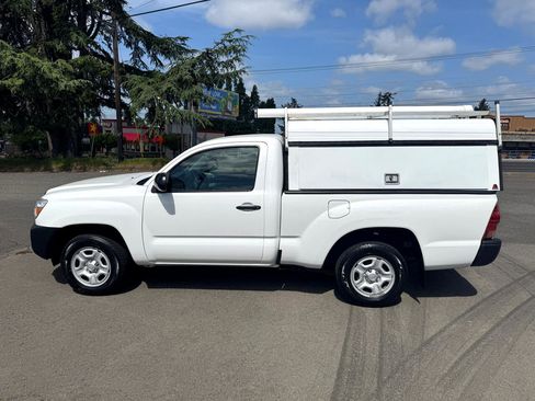 Used 2012 Toyota Tacoma 2WD Regular Cab image 2