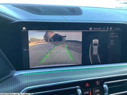 Used 2021 BMW X5 xDrive45e w/ M Sport Package image 9