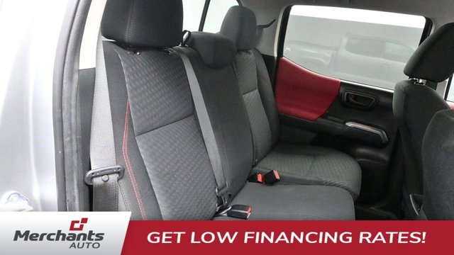 Used 2022 Toyota Tacoma SR5 AWD/4WD image 14