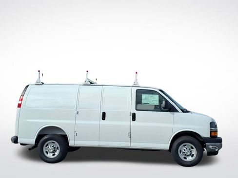 New 2026 Chevrolet Express 2500 w/ Driver Convenience Package RWD image 2