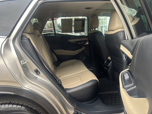 Used 2020 Subaru Outback Limited AWD/4WD image 22