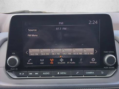 Used 2023 Nissan Rogue SV FWD image 14