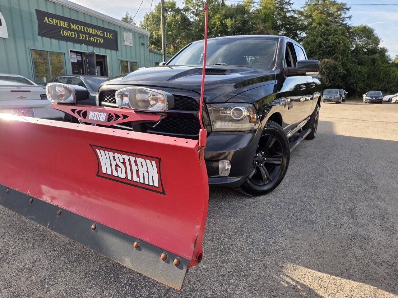 Used 2017 RAM 1500 Sport w/ Convenience Group AWD/4WD image 4