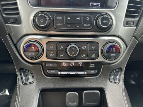 Used 2019 Chevrolet Suburban LT AWD/4WD image 13