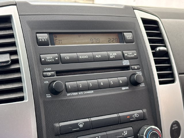 Used 2012 Nissan Frontier PRO-4X AWD/4WD image 19