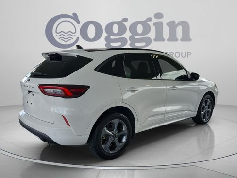 Certified 2023 Ford Escape ST-Line FWD image 5