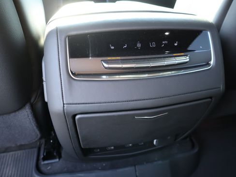 New 2026 Cadillac Escalade V w/ LPO, ONYX Package AWD/4WD image 19