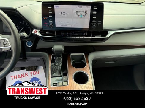 Used 2021 Toyota Sienna LE AWD/4WD image 11