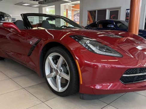 Used 2015 Chevrolet Corvette Stingray Convertible RWD image 26