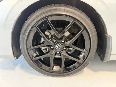 Used 2025 Honda Civic Sport image 42