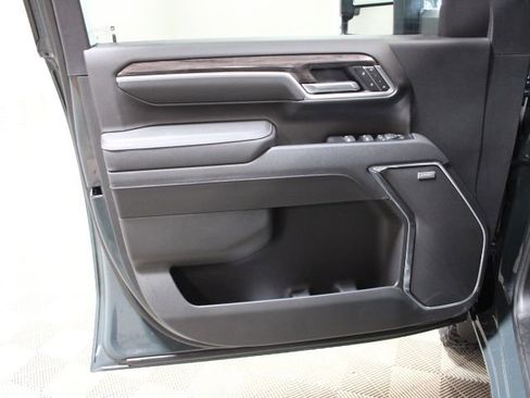 New 2026 Chevrolet Silverado 2500 LTZ w/ LTZ Plus Package AWD/4WD image 17