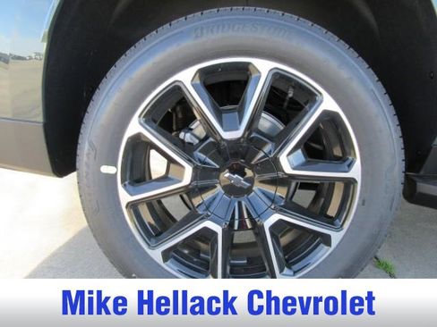 New 2026 Chevrolet Tahoe RST image 9