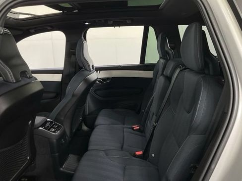 Certified 2025 Volvo XC90 T8 Ultra AWD/4WD image 35
