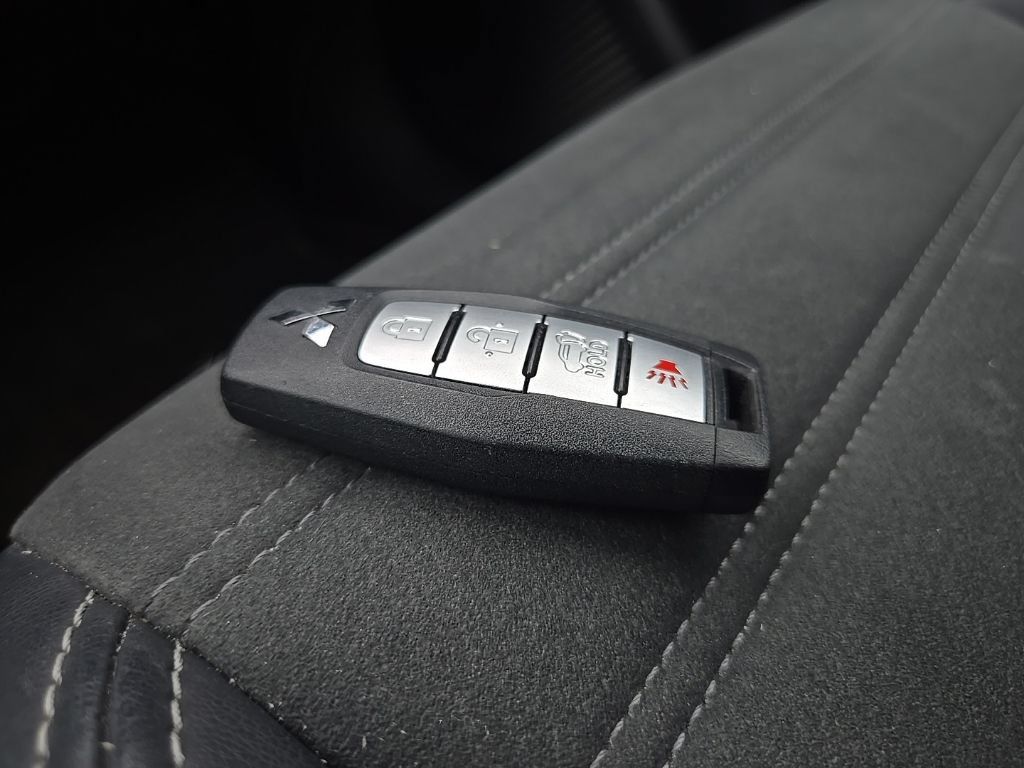 Used 2024 Mitsubishi Outlander SE AWD/4WD image 10