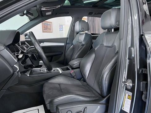 Used 2018 Audi SQ5 Premium Plus AWD/4WD image 25