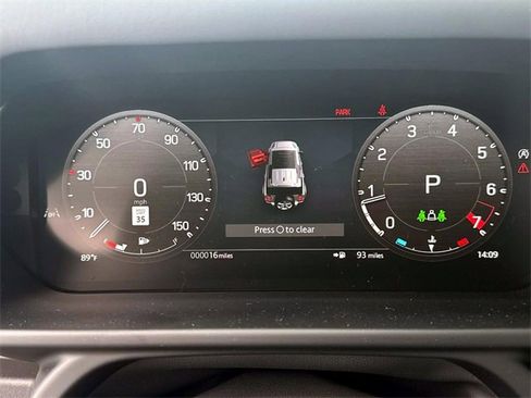 New 2025 Land Rover Defender 110 V8 image 29