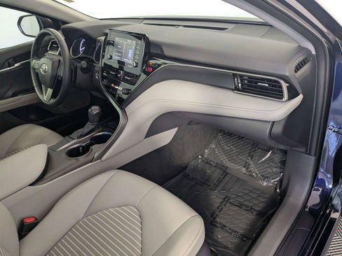 Certified 2022 Toyota Camry SE w/ Convenience Package FWD image 30