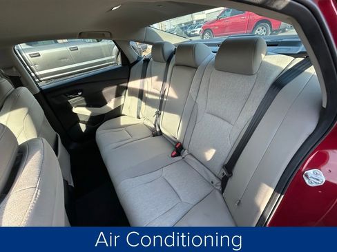 Used 2024 Honda Accord EX image 19