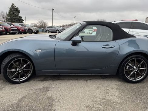 Used 2016 MAZDA MX-5 Miata Grand Touring image 4