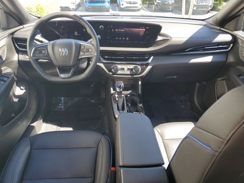 Used 2024 Buick Envista Sport Touring w/ Convenience I Package FWD image 16