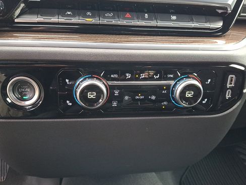 Certified 2024 GMC Sierra 1500 Elevation AWD/4WD image 15