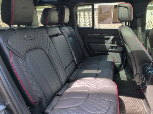 Used 2024 Land Rover Defender 110 Carpathian Edition AWD/4WD image 32