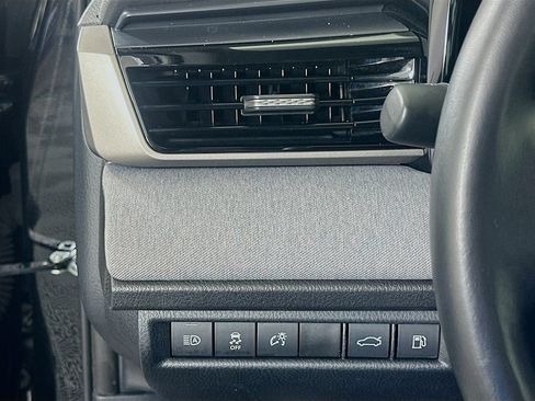 Certified 2025 Toyota Camry LE w/ Convenience Package FWD image 10