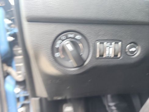 Used 2020 Chrysler 300 Touring image 21