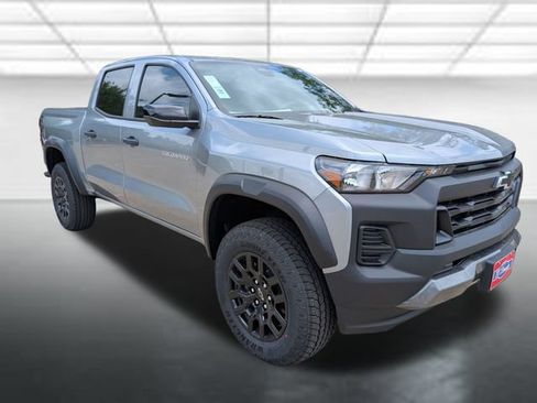 New 2026 Chevrolet Colorado Trail Boss AWD/4WD image 1