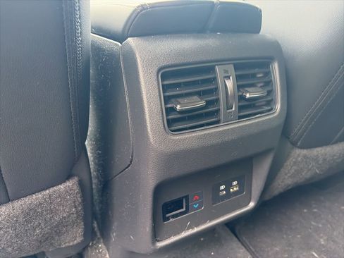 Used 2021 Nissan Rogue SL w/ Premium Package image 23