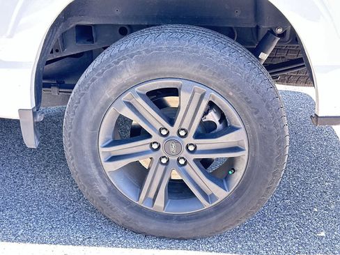 Used 2023 Ford F150 Lariat w/ Equipment Group 502A High AWD/4WD image 12