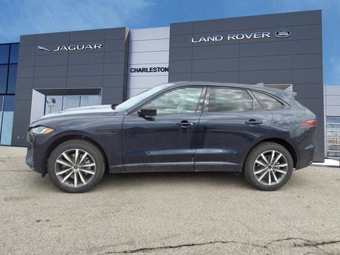 Certified 2026 Jaguar F-PACE R-Dynamic S image 2