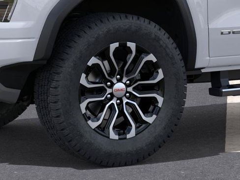 New 2026 GMC Canyon Denali AWD/4WD image 33