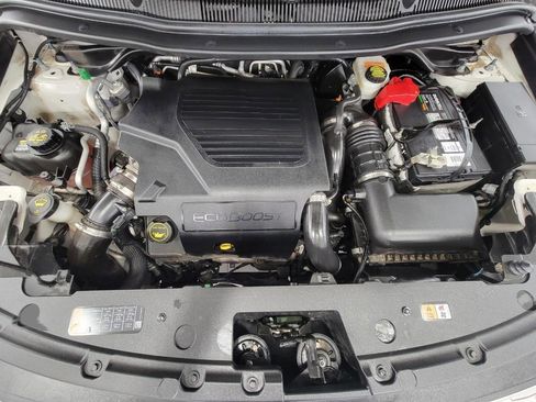 Used 2018 Ford Explorer Platinum image 21