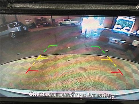 Used 2020 Nissan Rogue S FWD image 29
