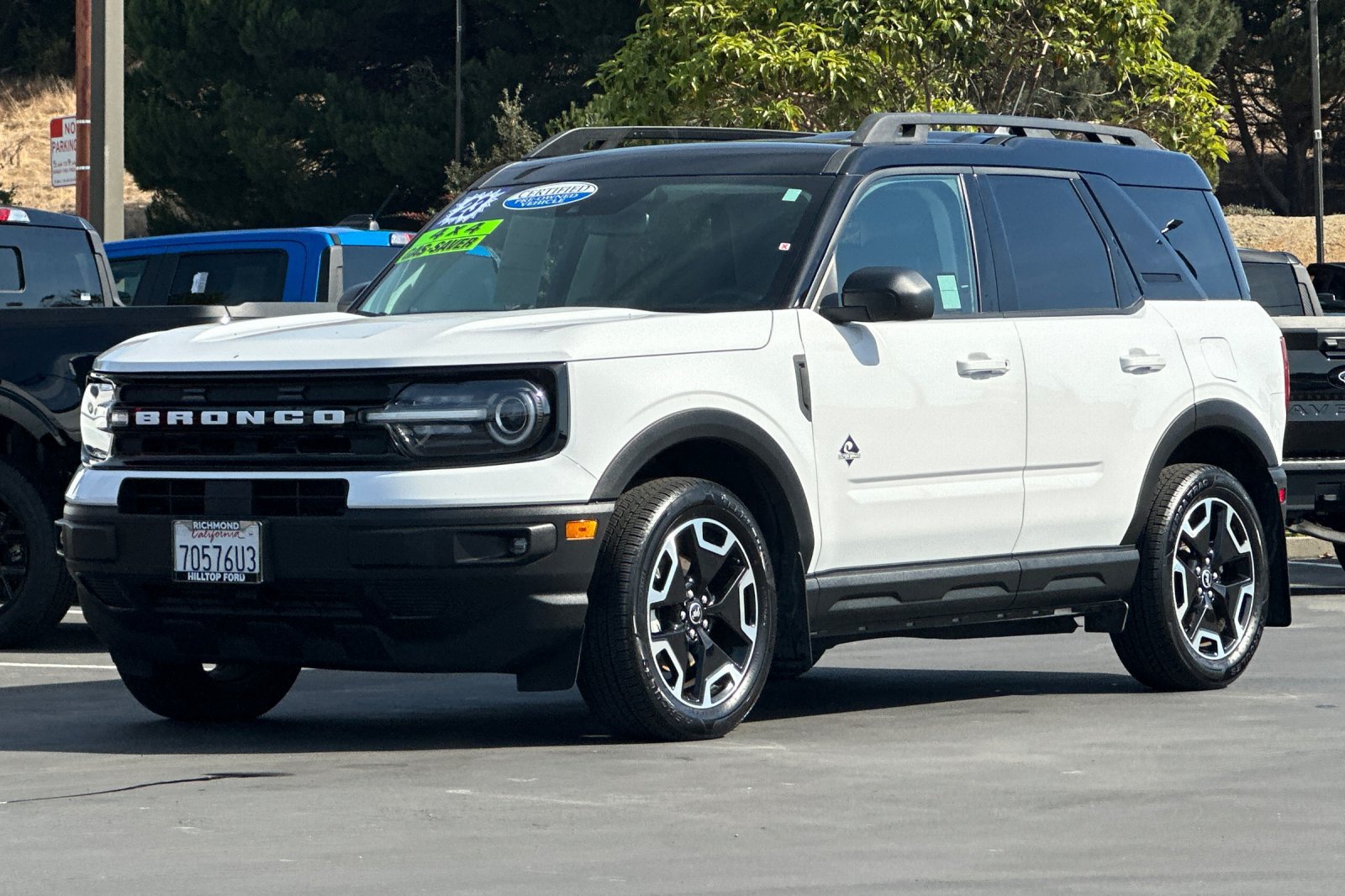 Certified 2023 Ford Bronco Sport Outer Banks w/ Tech Package AWD/4WD image 11