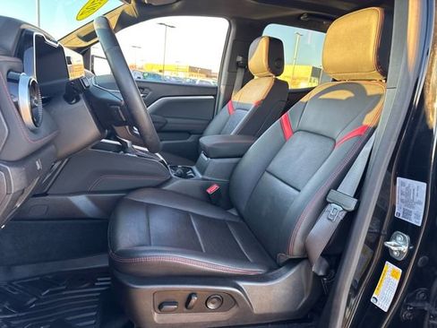 Used 2023 Chevrolet Colorado Z71 w/ Z71 Convenience Package 2 image 16