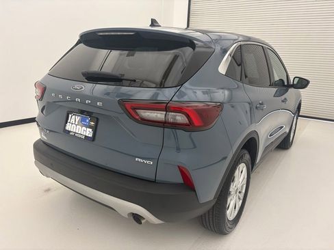 Used 2023 Ford Escape Active AWD/4WD image 19
