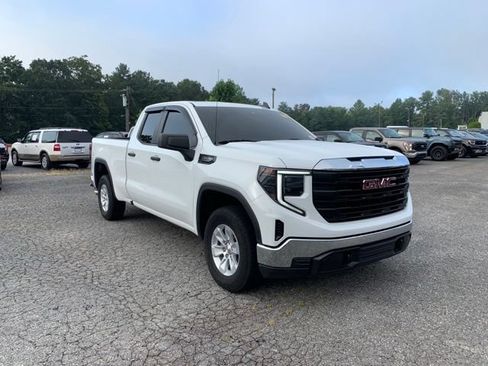 Used 2024 GMC Sierra 1500 Pro w/ Pro Value Package AWD/4WD image 2