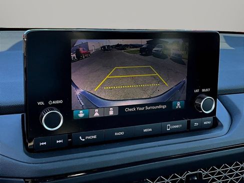 Used 2024 Honda Accord EX image 13