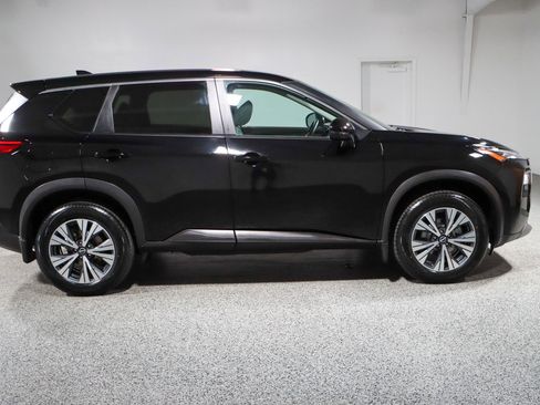 Used 2023 Nissan Rogue SV FWD image 6