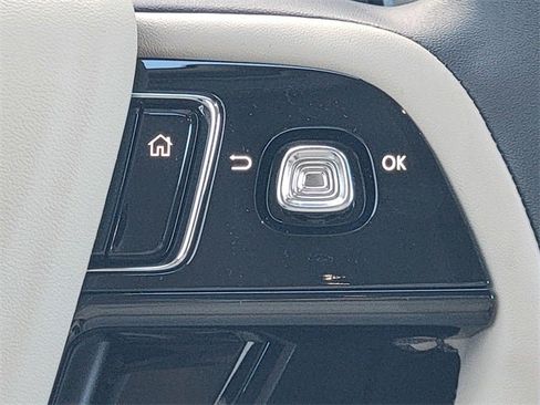 New 2026 Lincoln Corsair Premiere image 33