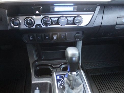 Certified 2023 Toyota Tacoma 4x4 Double Cab image 39